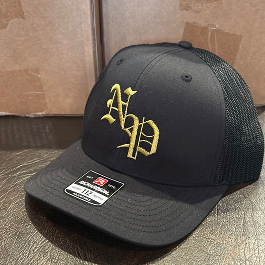 Trucker SnapBack - Balck- Nothing Personal - Gold